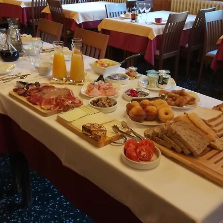 Ribera de Cardós Hotel La Ribera מראה חיצוני תמונה