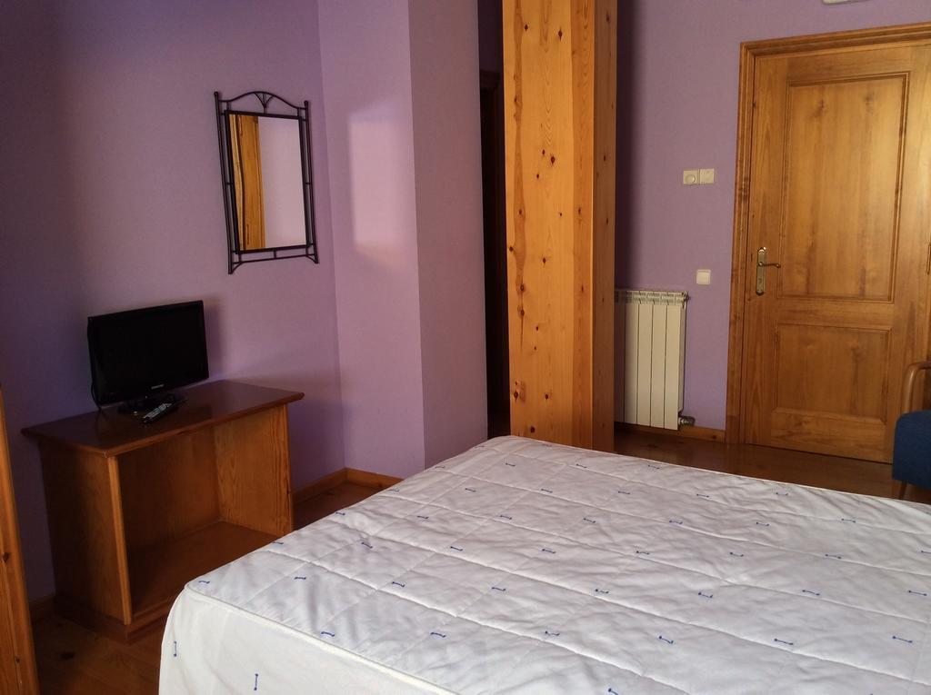 Ribera de Cardós Hotel La Ribera חדר תמונה